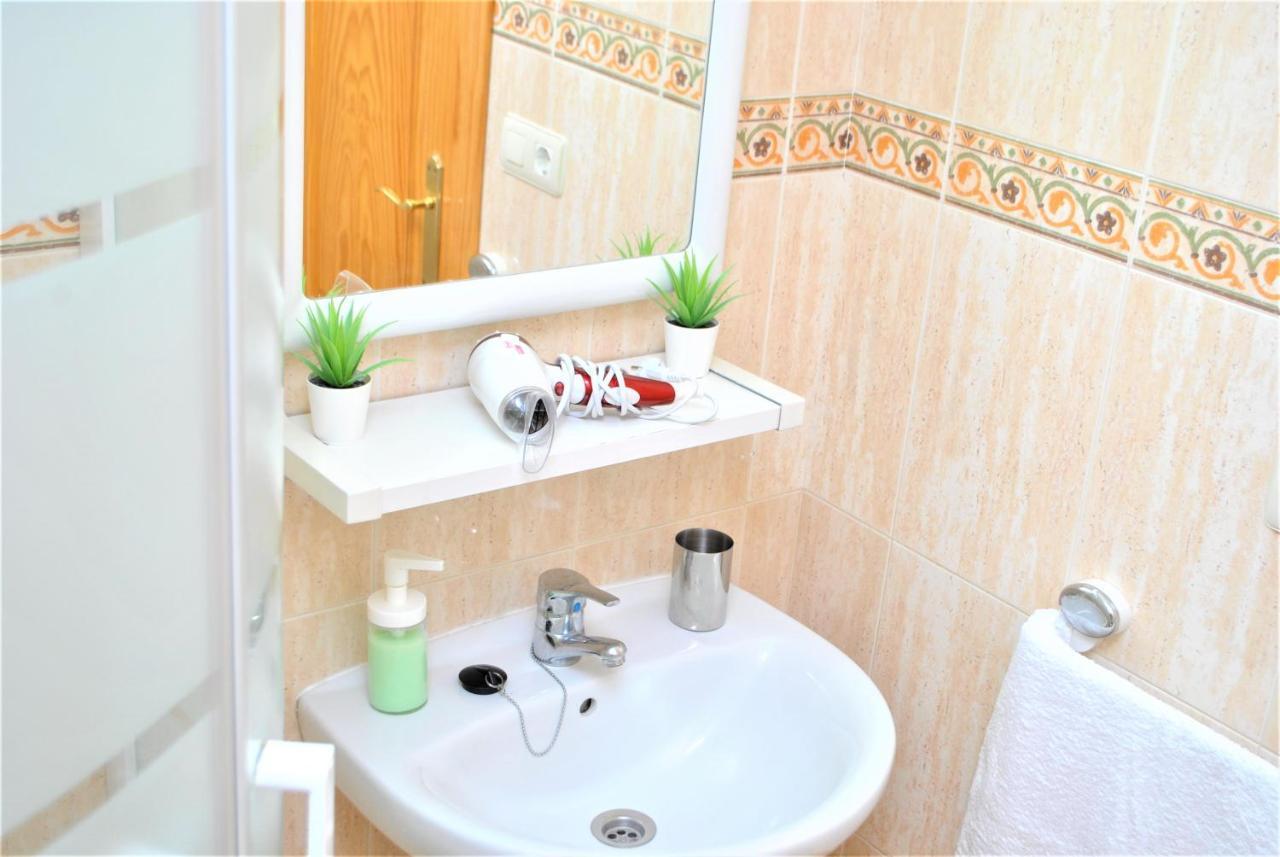 Apartamento Veronica H Málaga Dış mekan fotoğraf